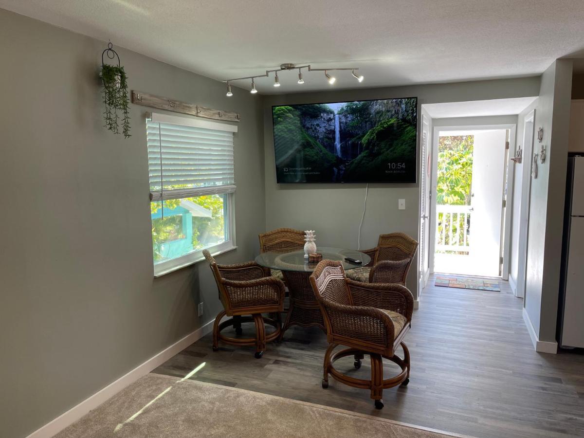 Holiday home Walk To Siesta Beach, Restaurants, Shopping & More! Sarasota